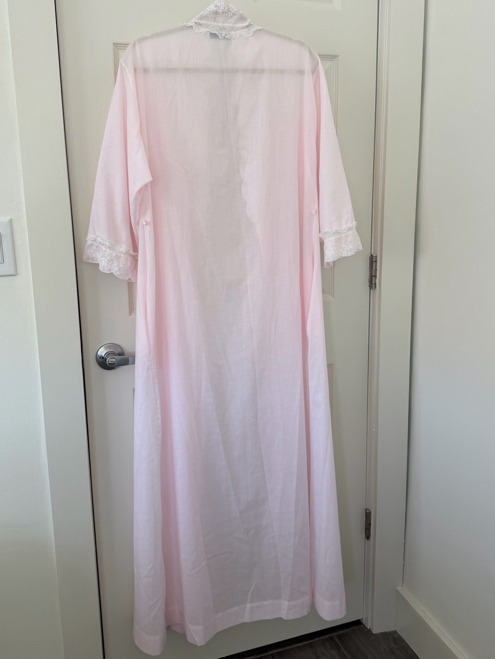 Vintage Christian Dior Lingerie Sheer Pink Lace Peignoir Robe - one size - Picture 6 of 11